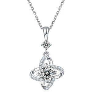Moissanite Clover Twist Necklace Silver D-Color 1Carat Elegant Gift